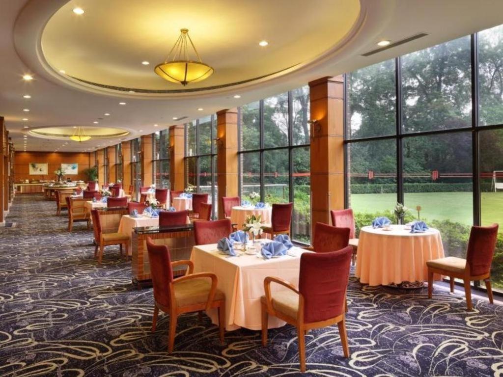 Cypress Hotel Jin Jiang Shanghai Exterior foto