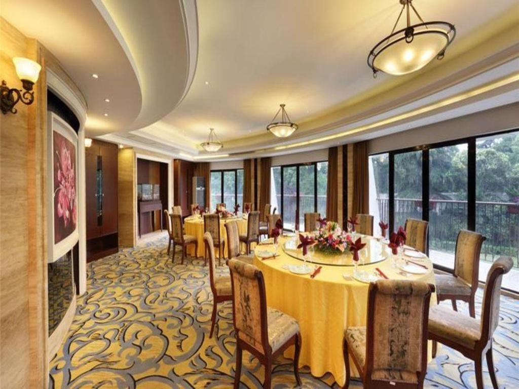 Cypress Hotel Jin Jiang Shanghai Exterior foto